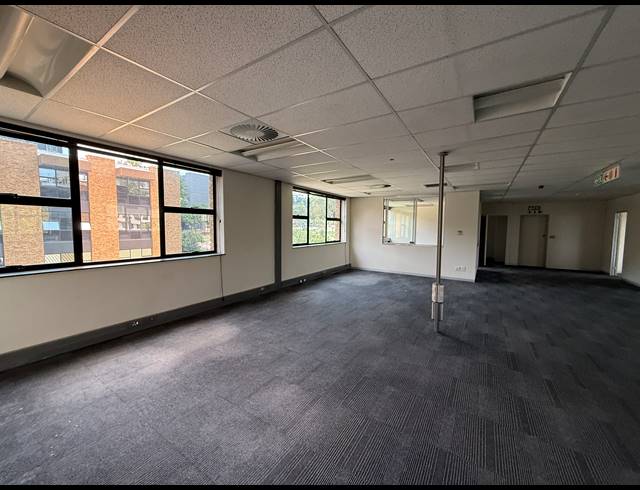 208M² OFFICE TO LET IN ROSEBANK